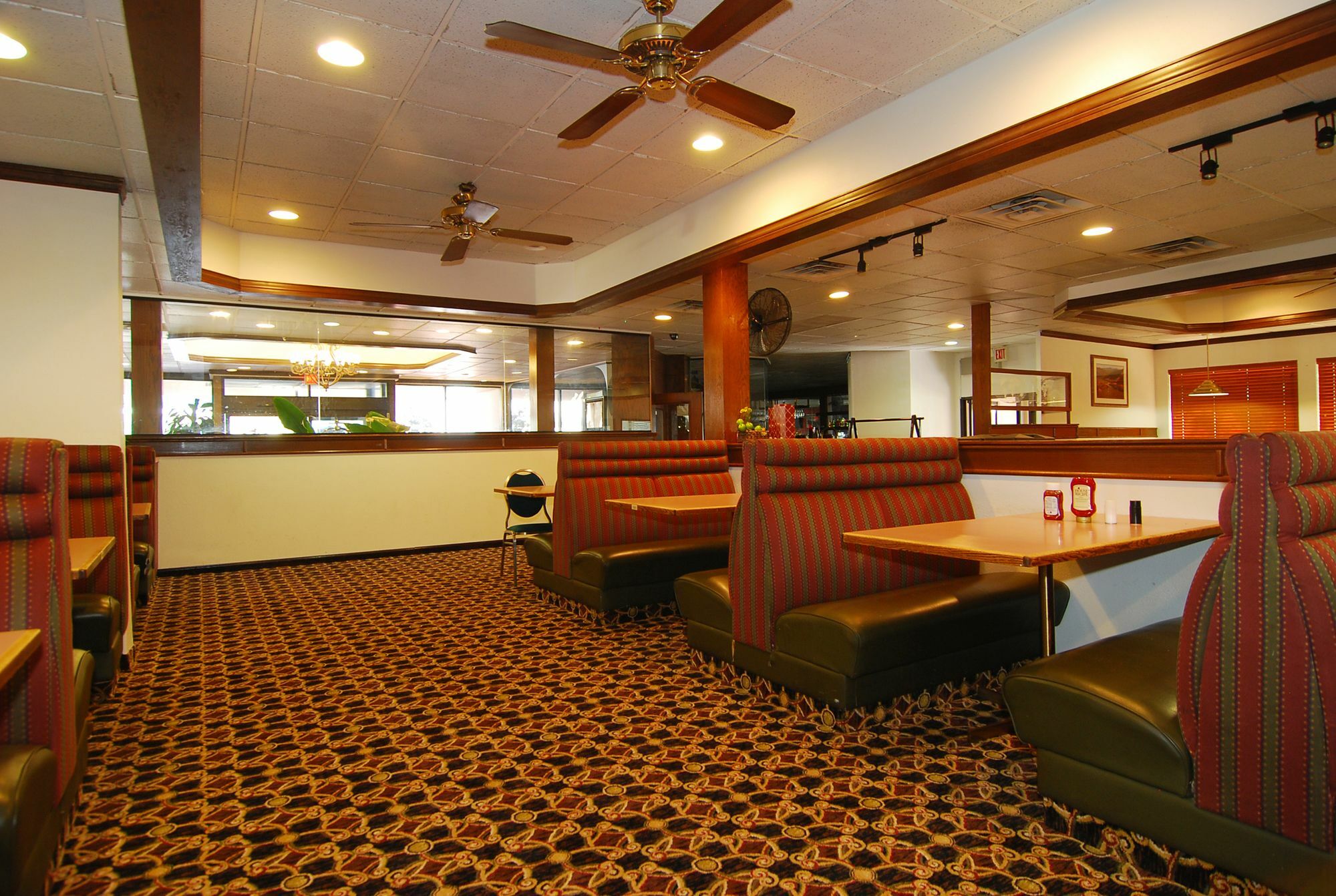 Broadway Inn & Suites أوكلاهوما سيتي المظهر الخارجي الصورة