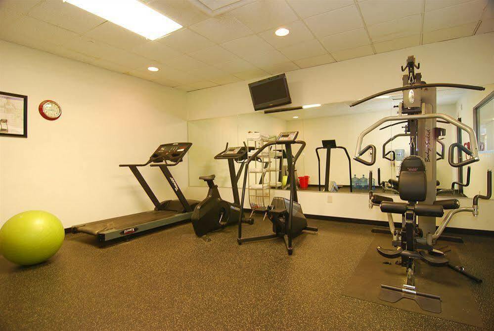 Broadway Inn & Suites أوكلاهوما سيتي المظهر الخارجي الصورة